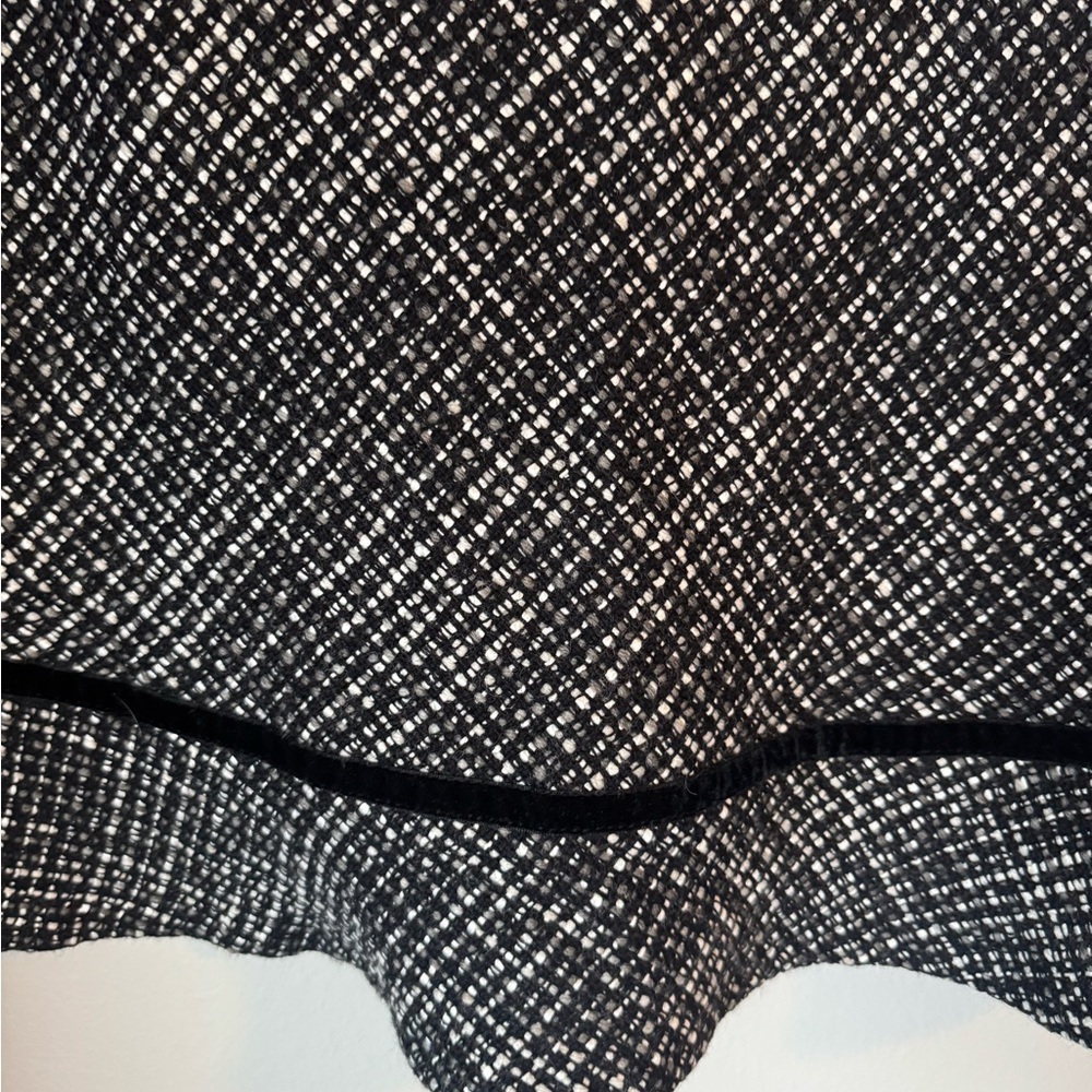 Vintage Gap Tweed Tulip Skirt with Velvet Accent - Picture 4 of 6